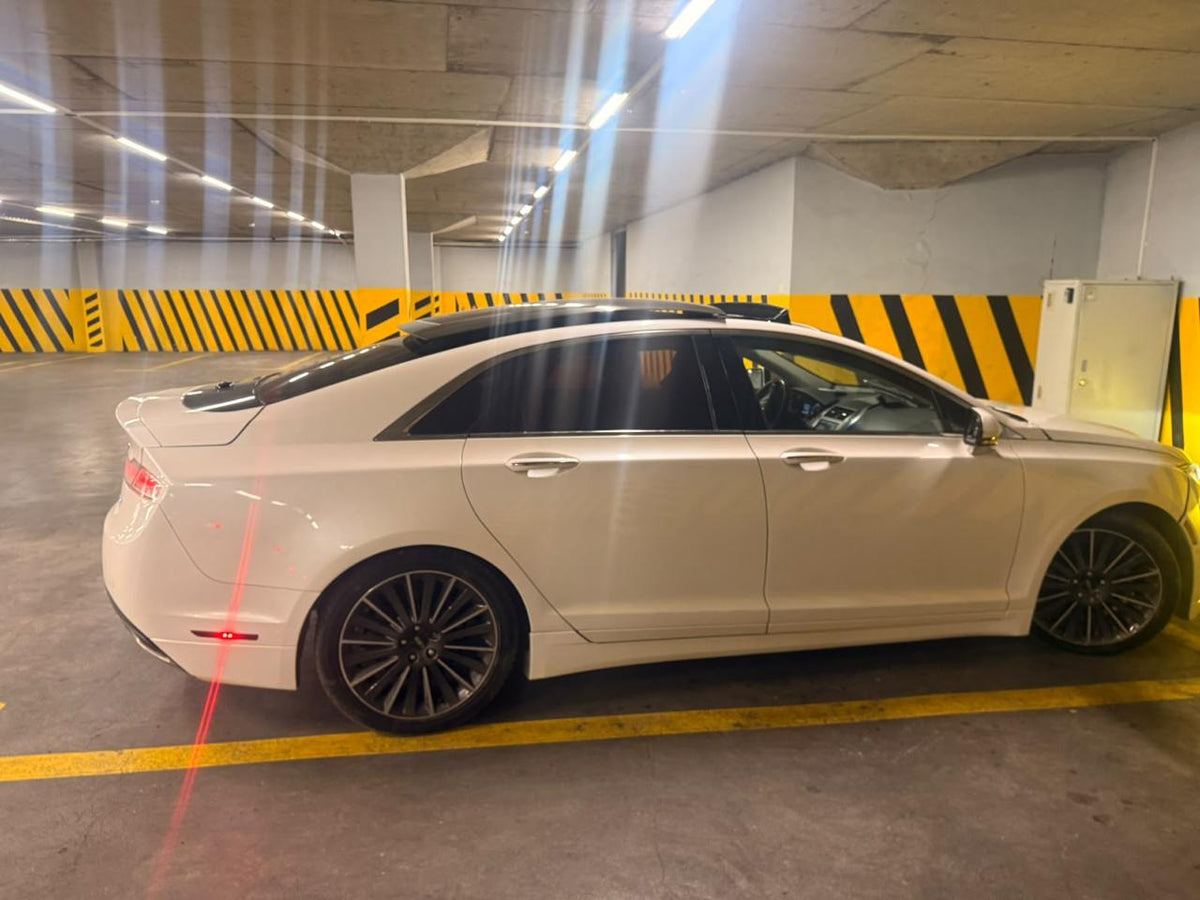 Lincoln MKZ Hybrid 2015 | Luxury Sedan Rental in Georgia