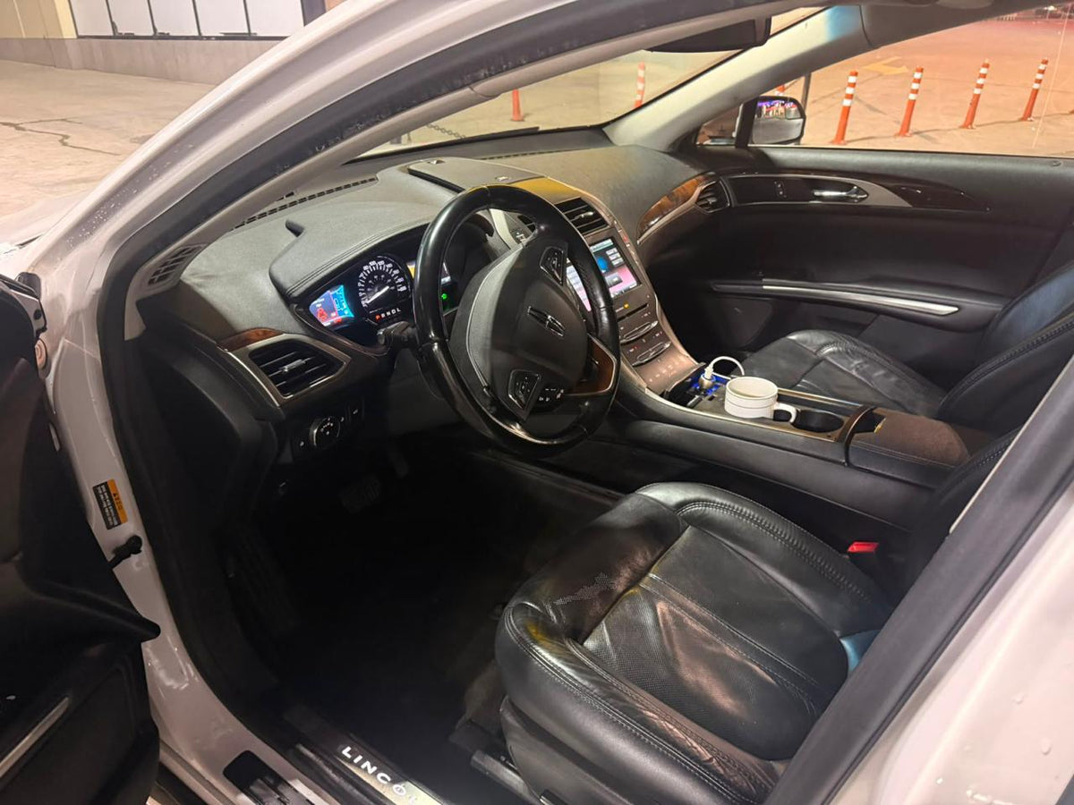 Lincoln MKZ Hybrid 2015 | Luxury Sedan Rental in Georgia