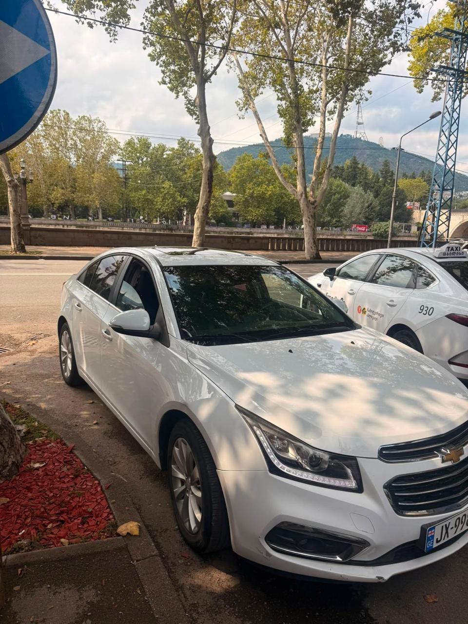 Chevrolet Cruze 2016 | Comfort Sedan Rental in Georgia