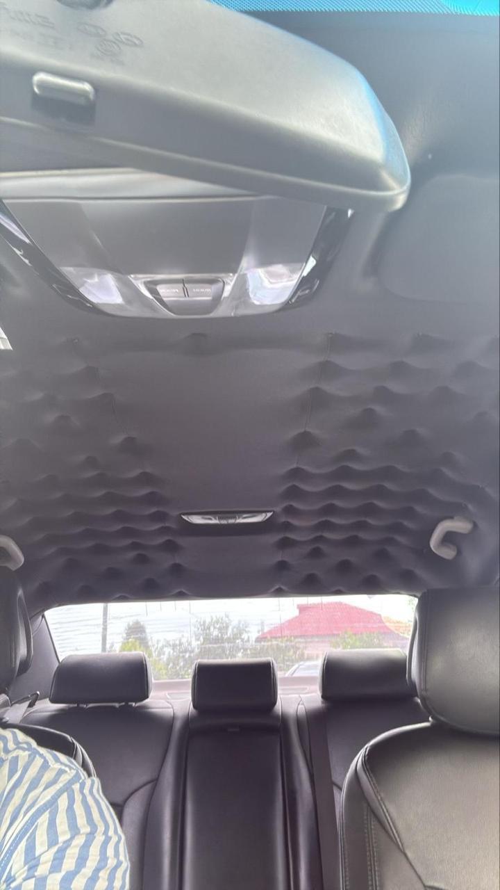 Hyundai Grandeur HG300 | Luxury Sedan Rental in Georgia