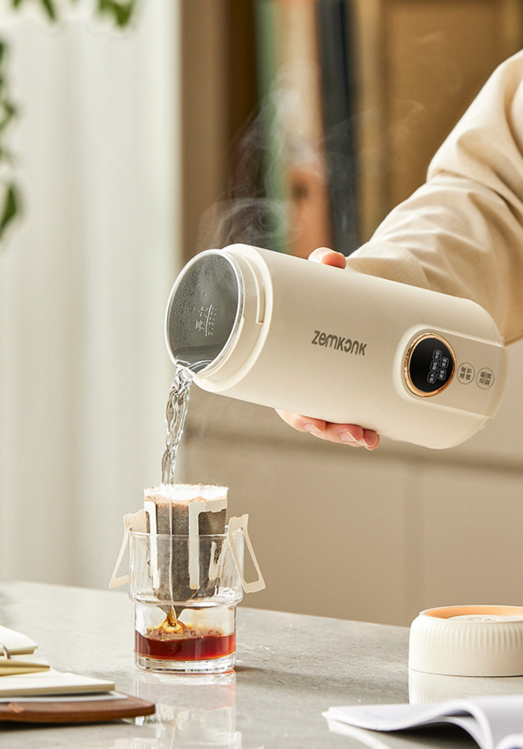 JiexG Smart Portable Kettle: Your Elegant Companion for Coffee & Baby Care