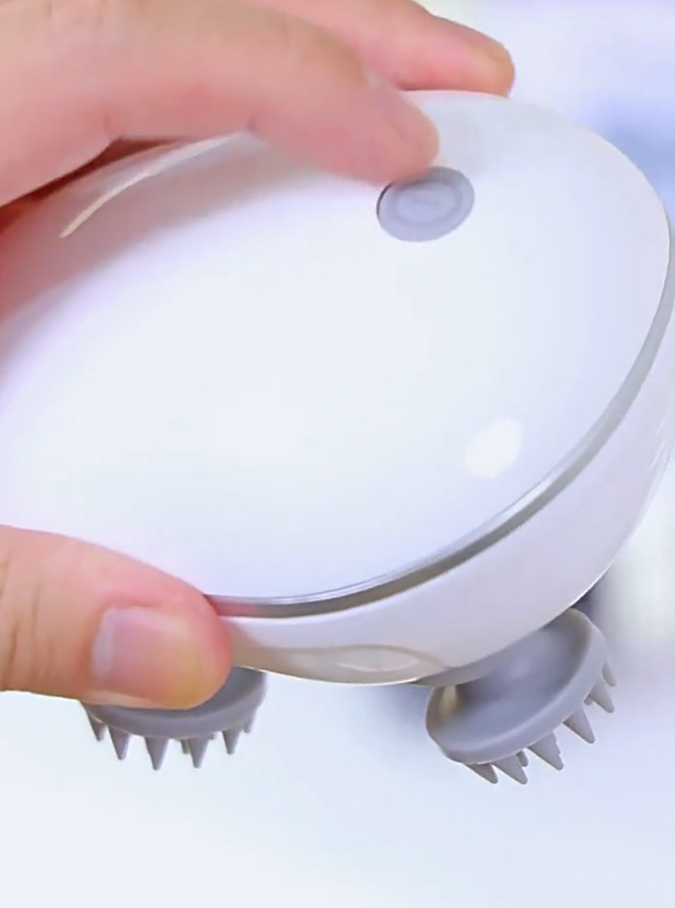 Smart Pet Massage Device - Relax & Care for Your Best Friend.