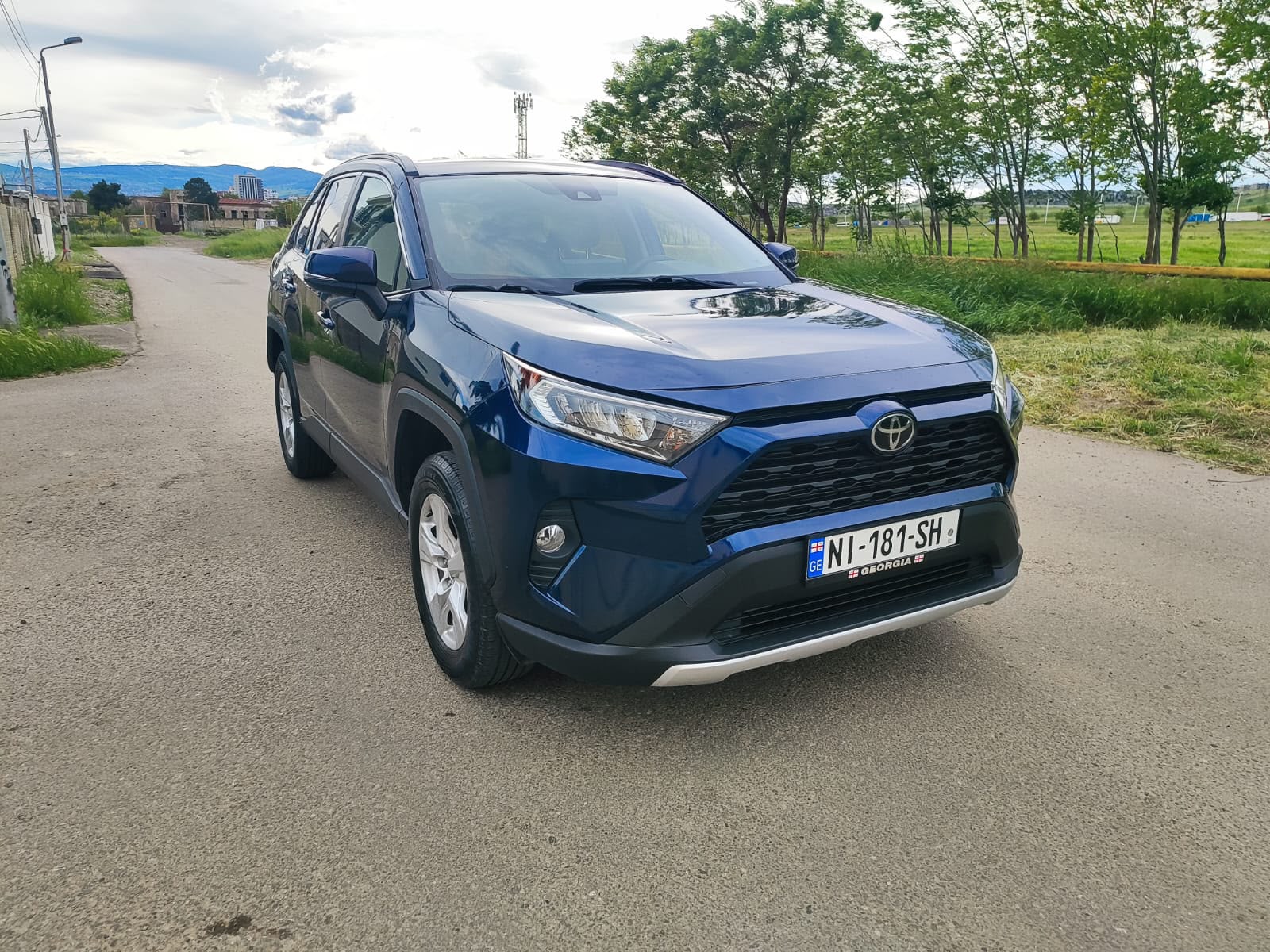 Toyota RAV4 XLE AWD 2023 (Blue)