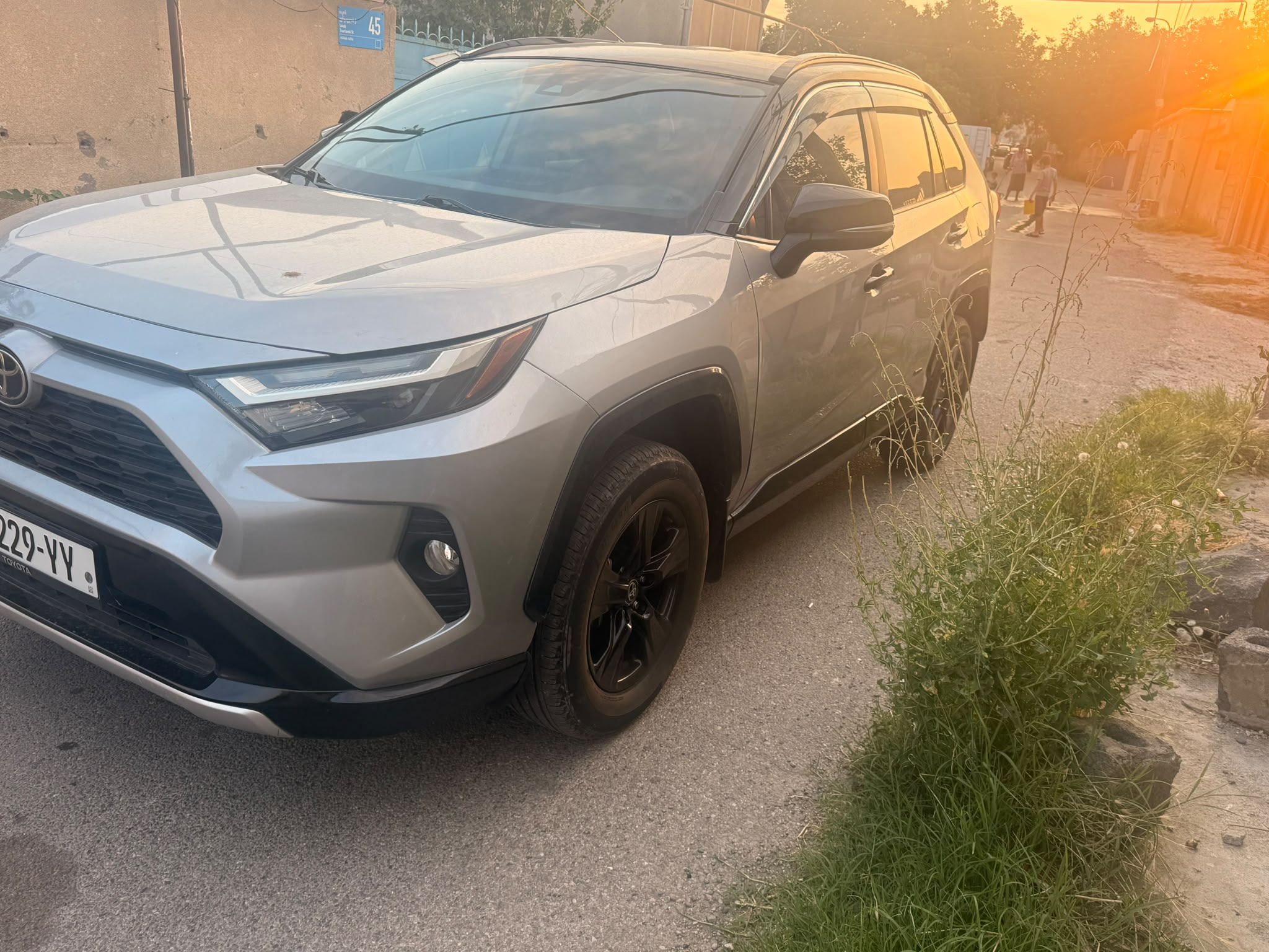 Toyota RAV4 XLE AWD 2023