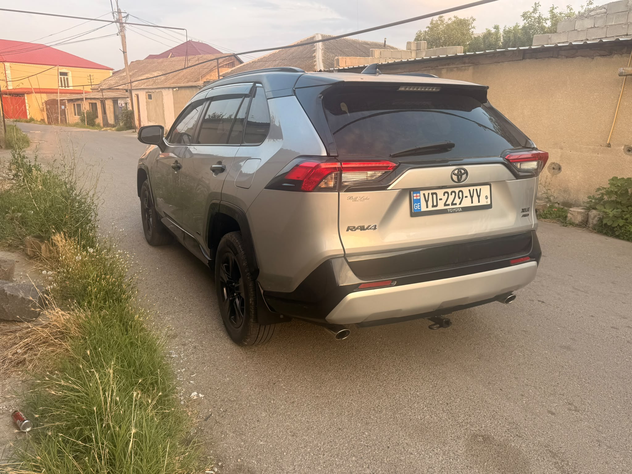 Toyota RAV4 XLE AWD 2023